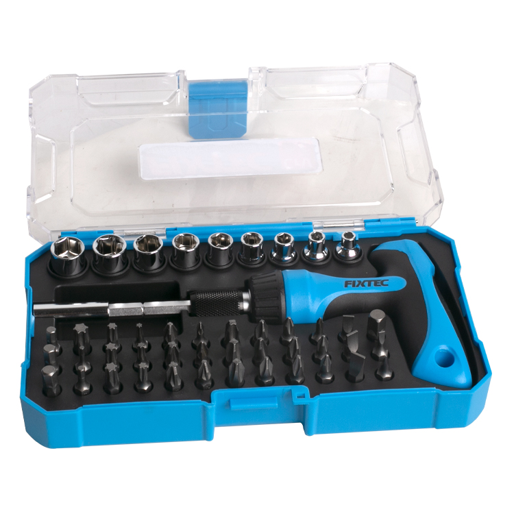 Set de Destornilladores CRV 47 en !